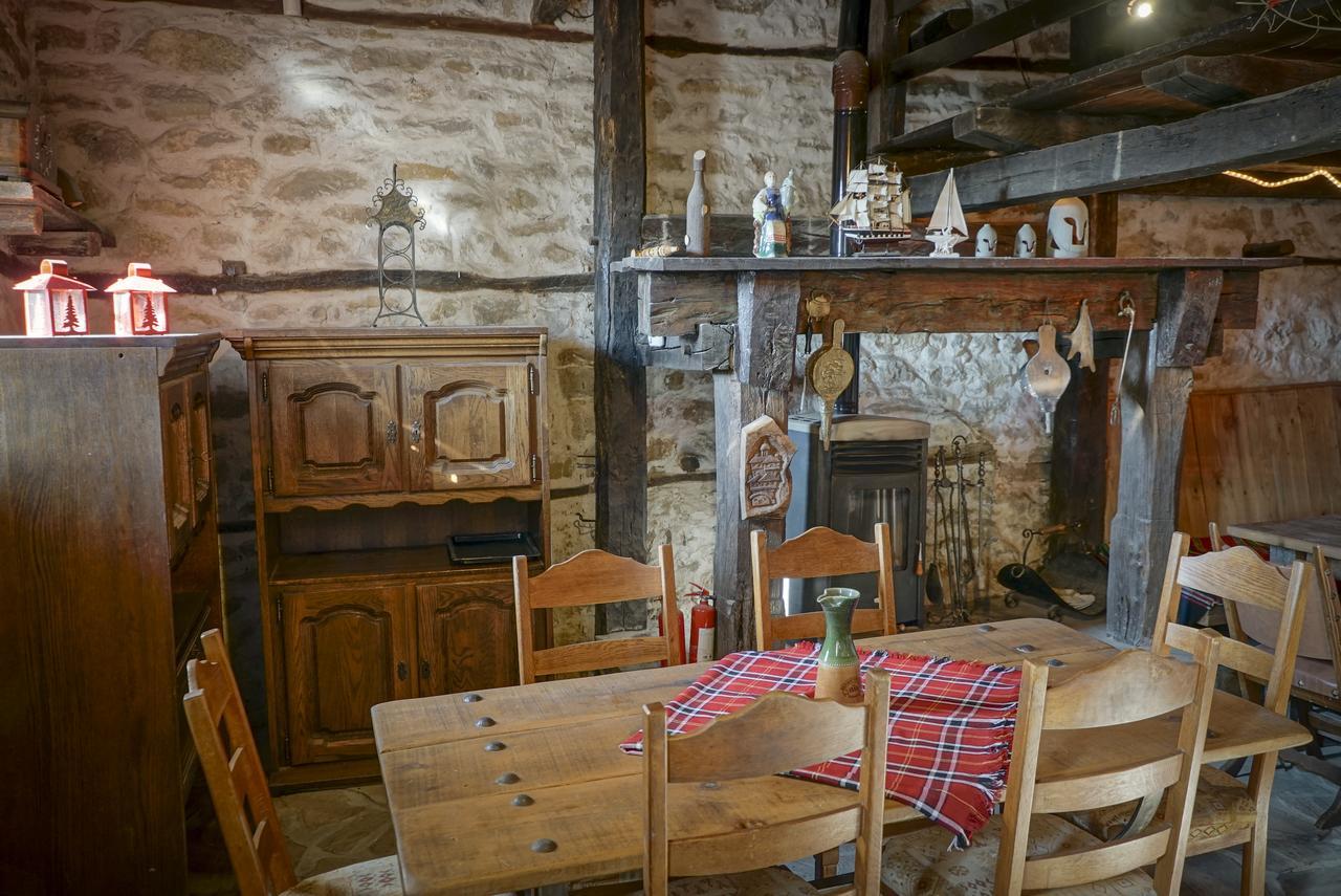 ホテル Rooster House ヴェリコ・タルノヴォ エクステリア 写真